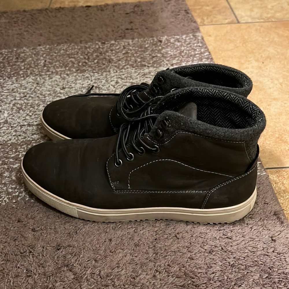 Men’s Grey Chuka Boot